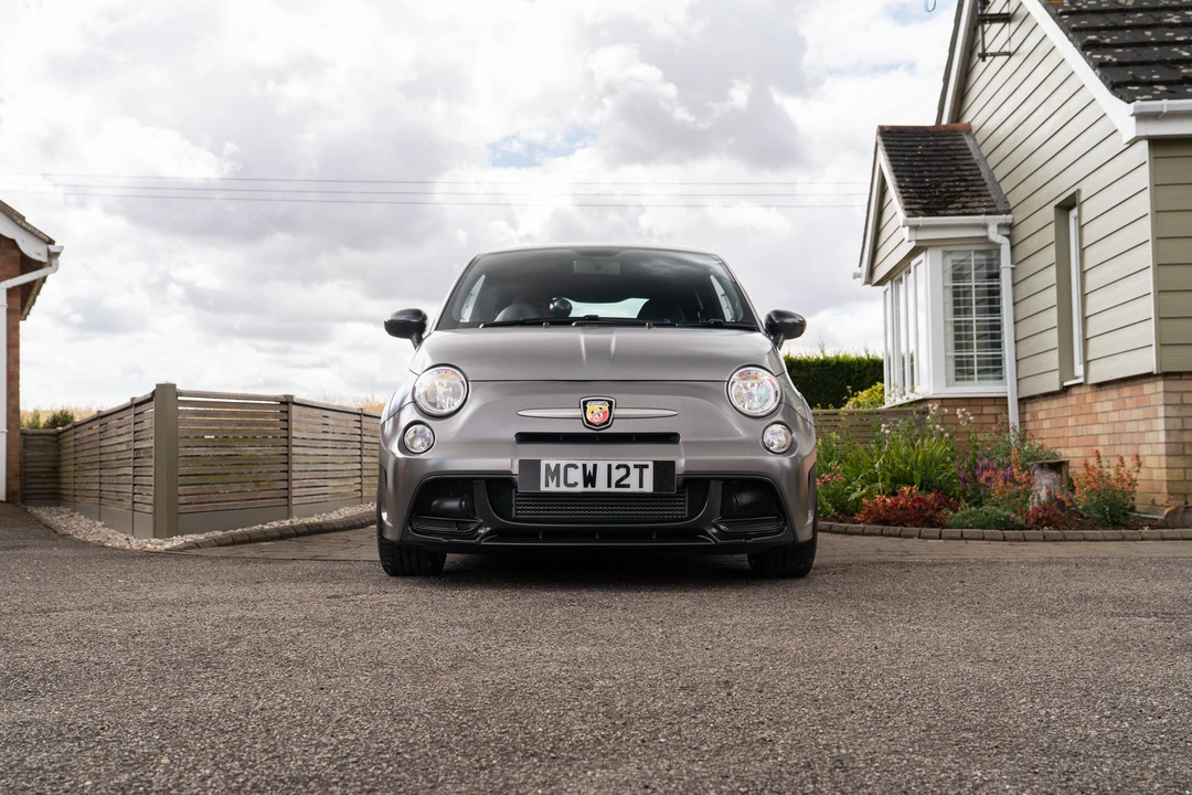 2016 Fiat Abarth 500 - Image 2 of 31