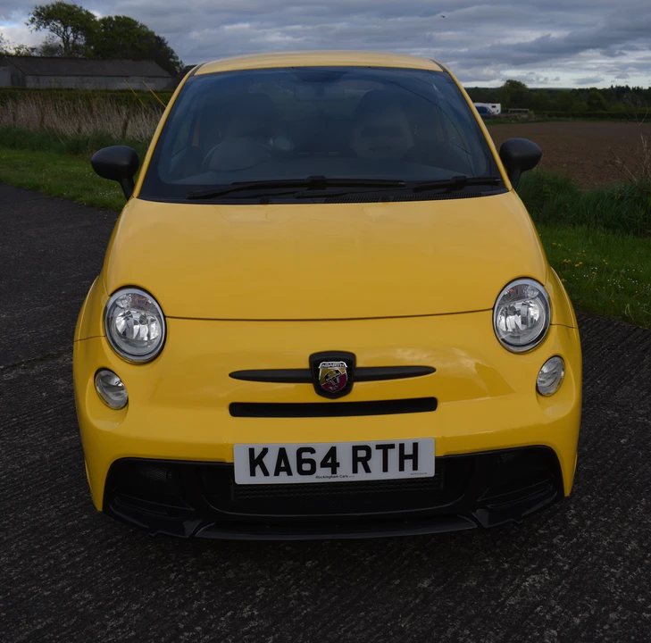 2016 Fiat Abarth 500 - Image 2 of 31