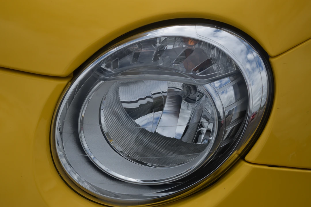 2016 Fiat Abarth 500 - Image 15 of 31
