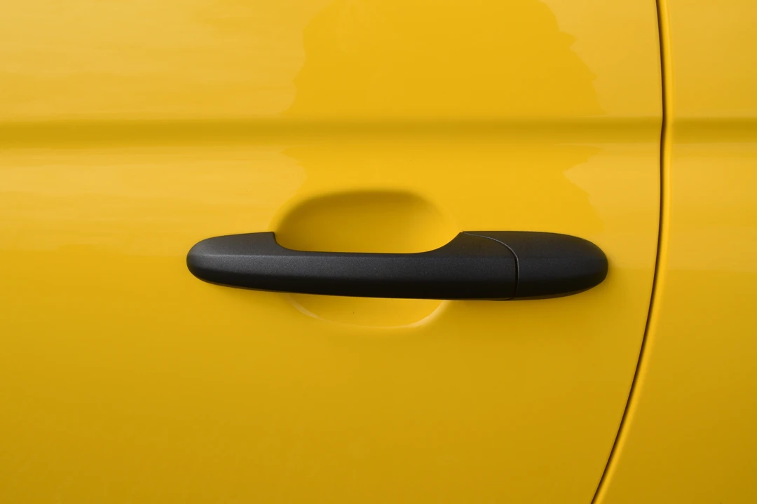 2016 Fiat Abarth 500 - Image 17 of 31