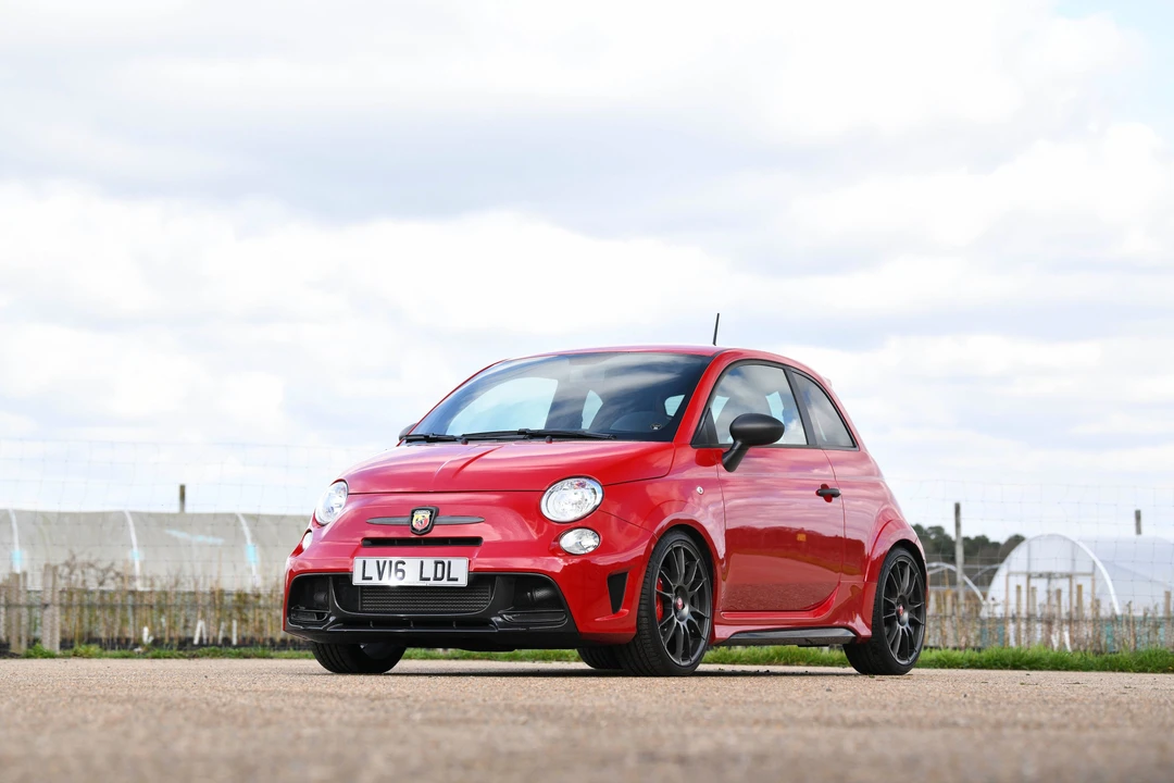 2016 Abarth - Image 31 of 31