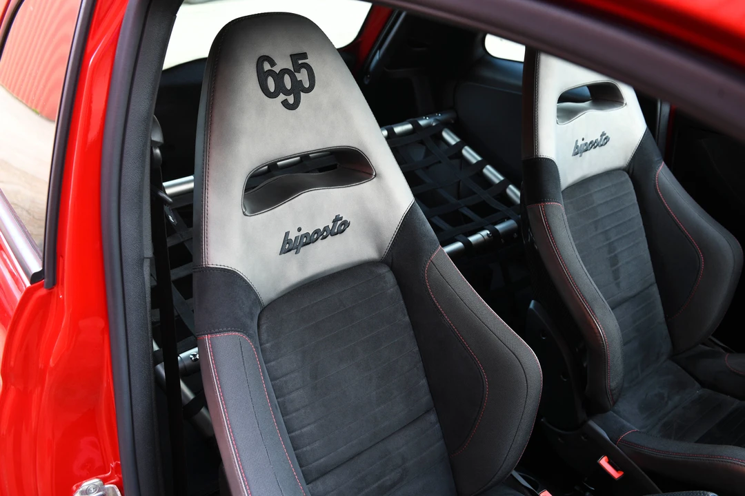 2016 Abarth - Image 18 of 31