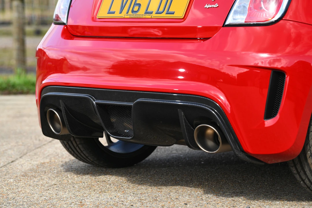 2016 Abarth - Image 14 of 31