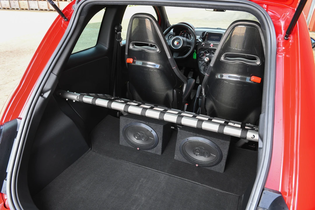 2016 Abarth - Image 2 of 31
