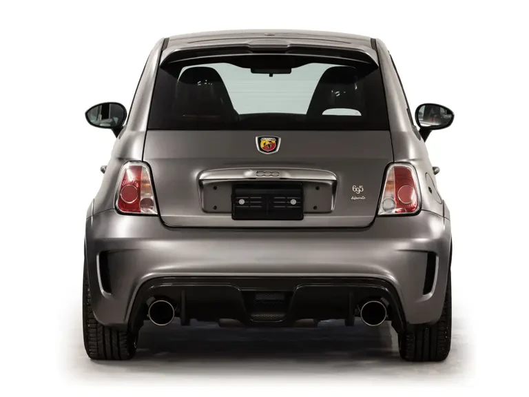 2016 Abarth - Image 9 of 31