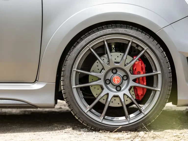 2016 Abarth - Image 28 of 31