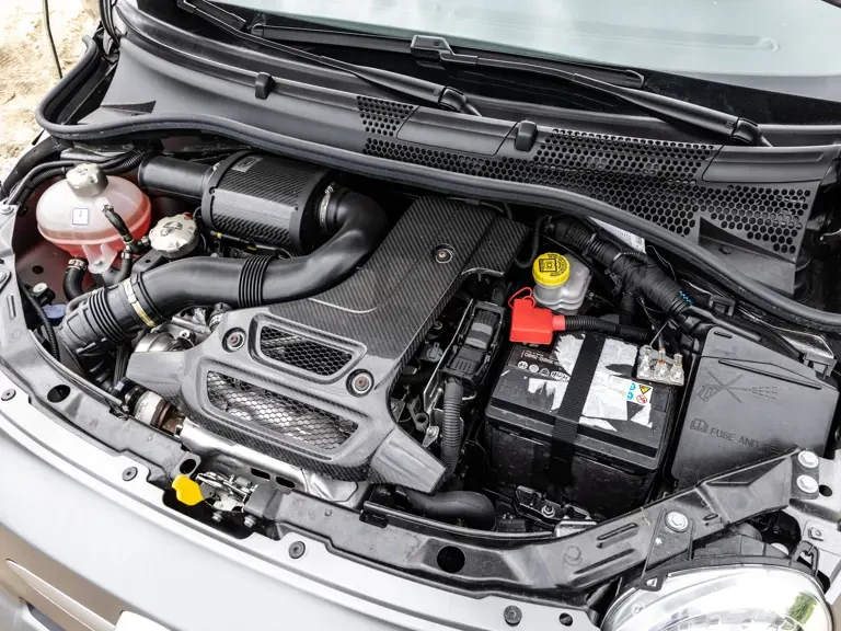 2016 Abarth - Image 4 of 31