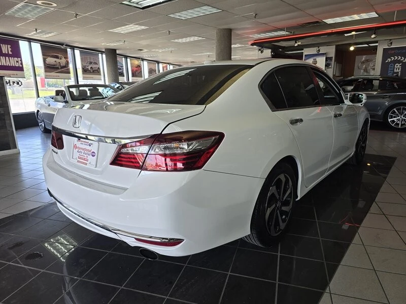 2016 Honda Accord 9th Gen - Image 4 of 4