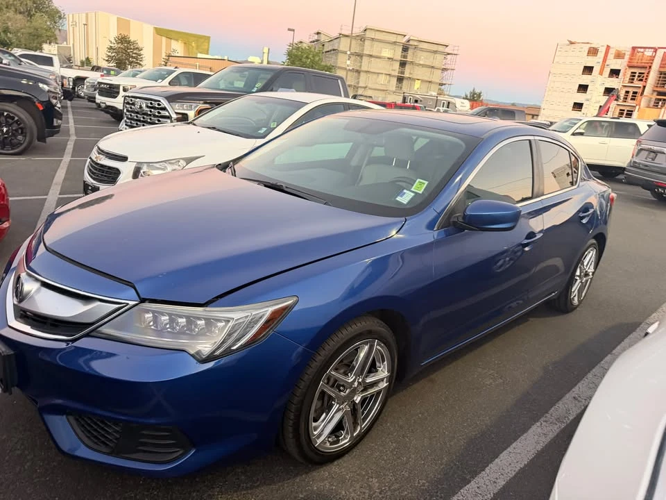 2016 Acura ILX - Image 2 of 5