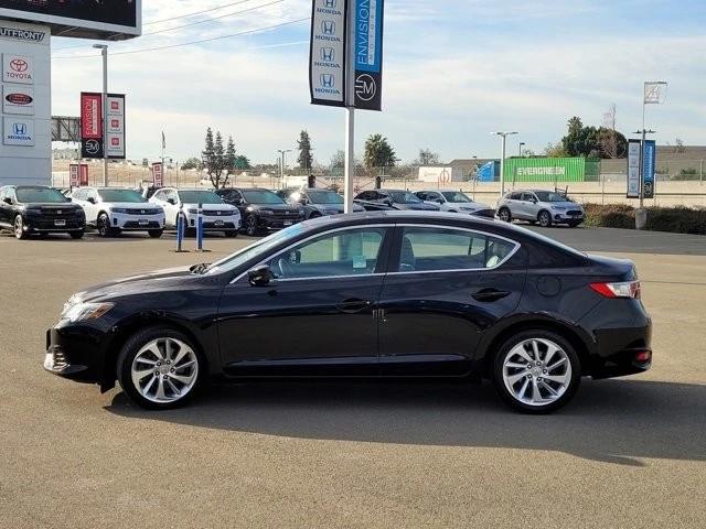2016 Acura ILX - Image 8 of 12