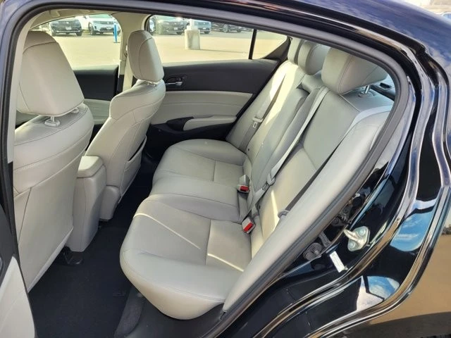 2016 Acura ILX - Image 12 of 12