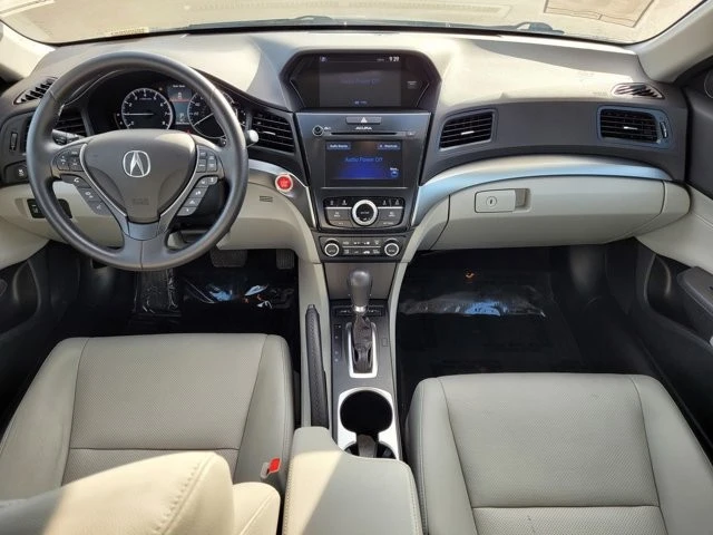 2016 Acura ILX - Image 10 of 21