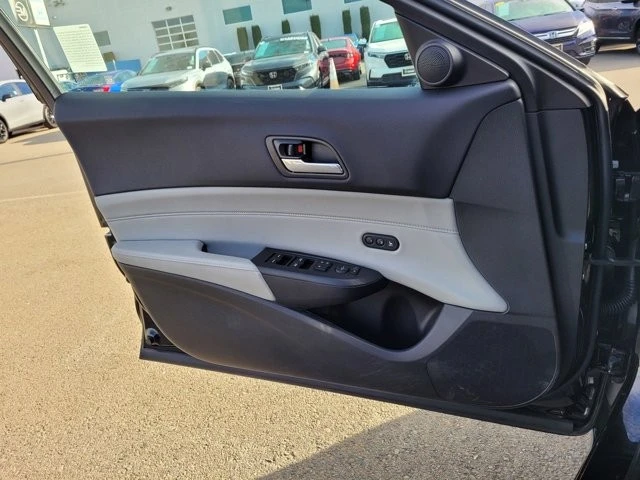 2016 Acura ILX - Image 15 of 21