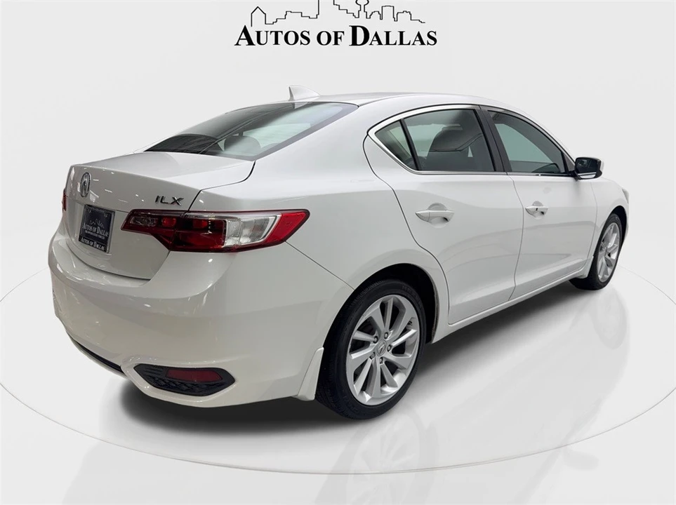 2016 Acura ILX - Image 6 of 12