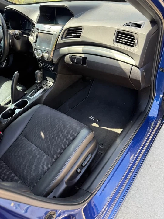 2016 Acura ILX - Image 8 of 10