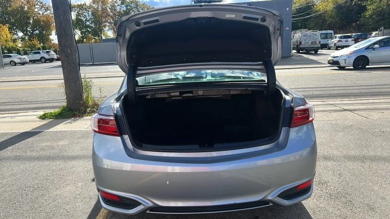 2016 Acura ILX - Image 9 of 12