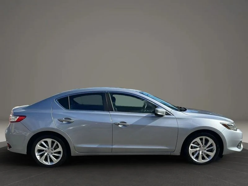 2016 Acura ILX - Image 4 of 12
