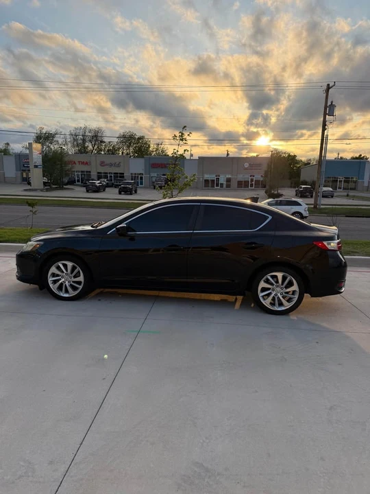 2016 Acura ILX - Image 2 of 20