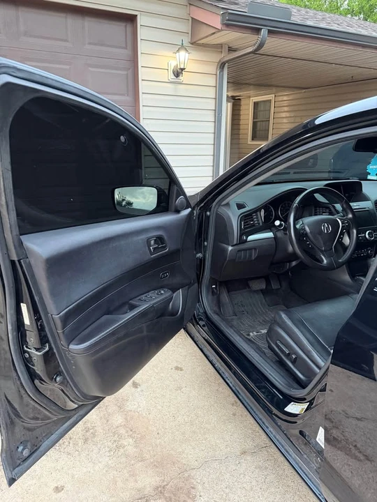 2016 Acura ILX - Image 12 of 20