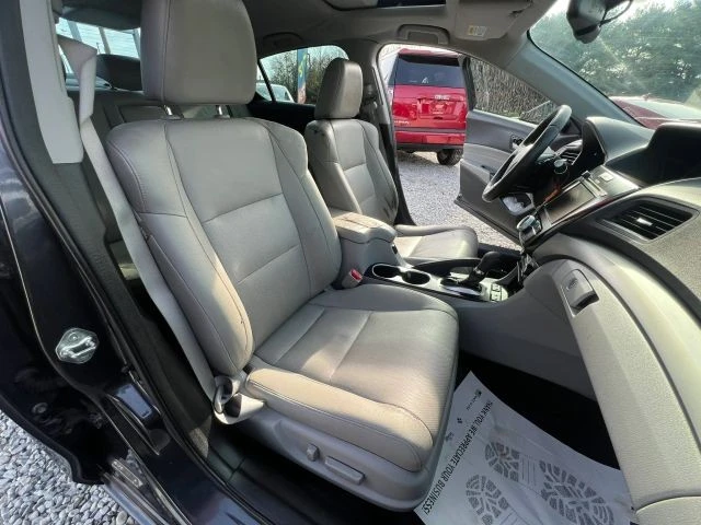 2016 Acura ILX - Image 13 of 16