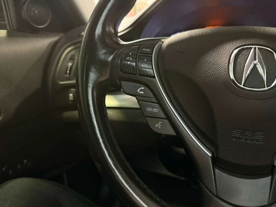 2016 Acura ILX - Image 14 of 21