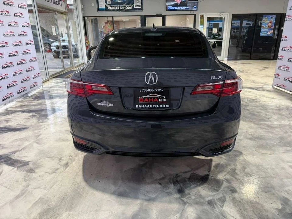 2016 Acura ILX - Image 10 of 21