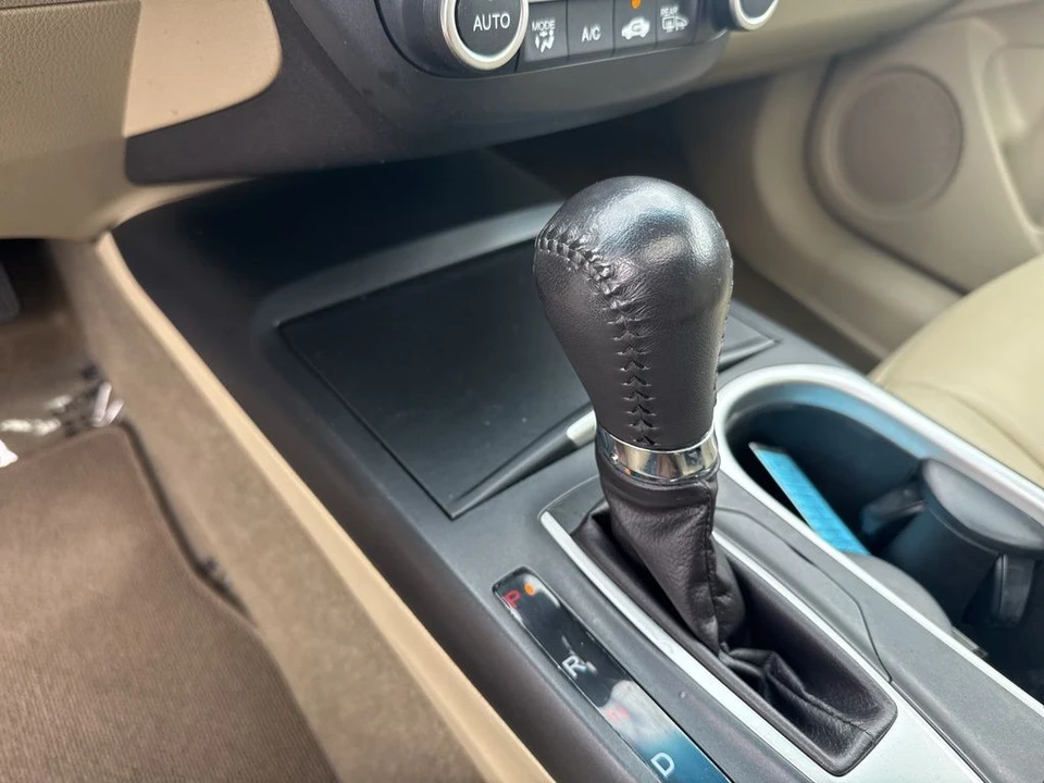 2016 Acura RDX 2nd Gen - Image 18 of 21