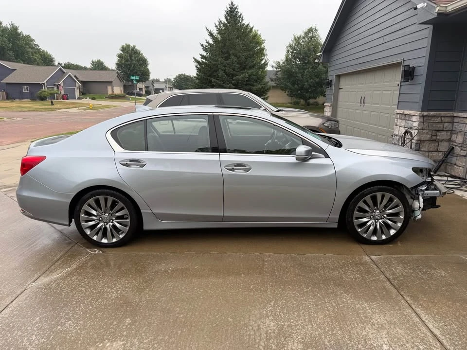 2016 Acura RLX - Image 6 of 17