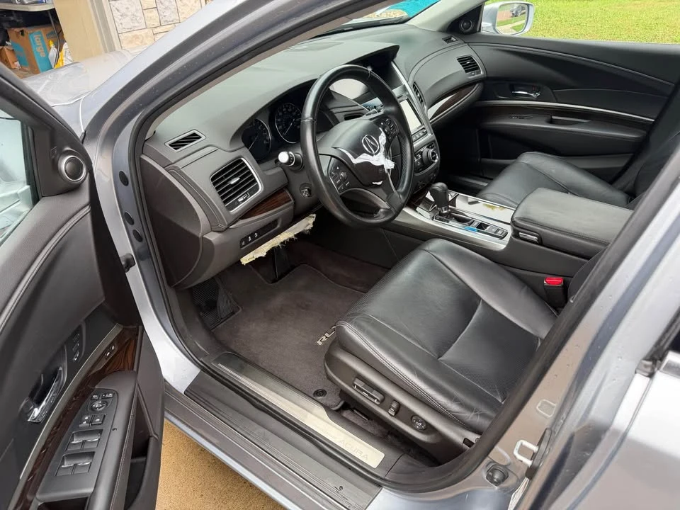 2016 Acura RLX - Image 12 of 17