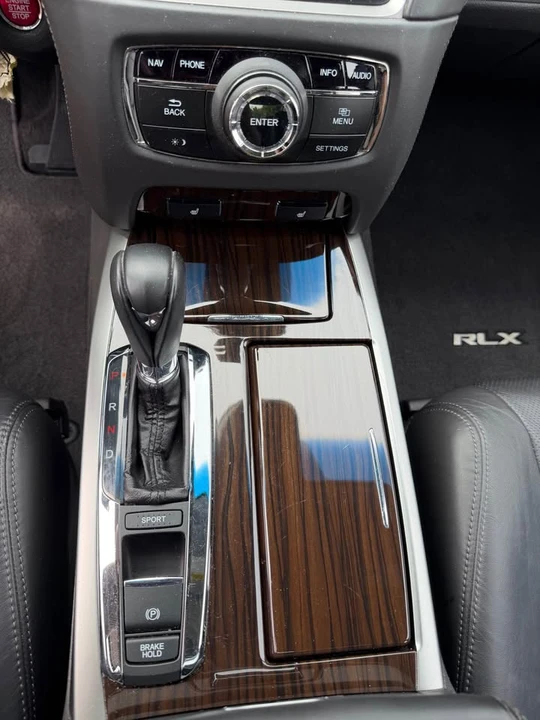 2016 Acura RLX - Image 15 of 17