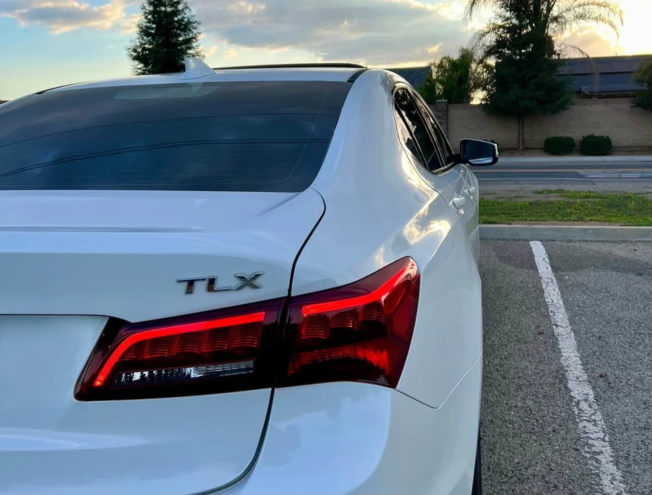2016 Acura TLX 1st Gen - Image 7 of 20