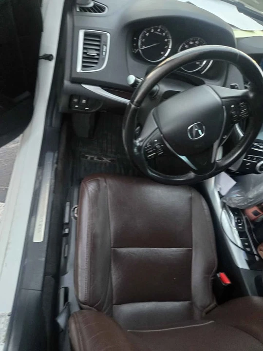 2016 Acura TLX 1st Gen - Image 2 of 6