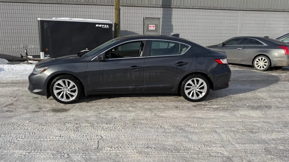 2016 Acura ILX - Image 2 of 13