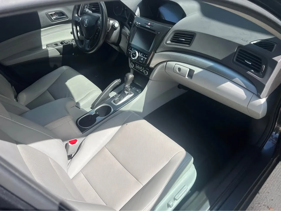 2016 Acura ILX - Image 11 of 13