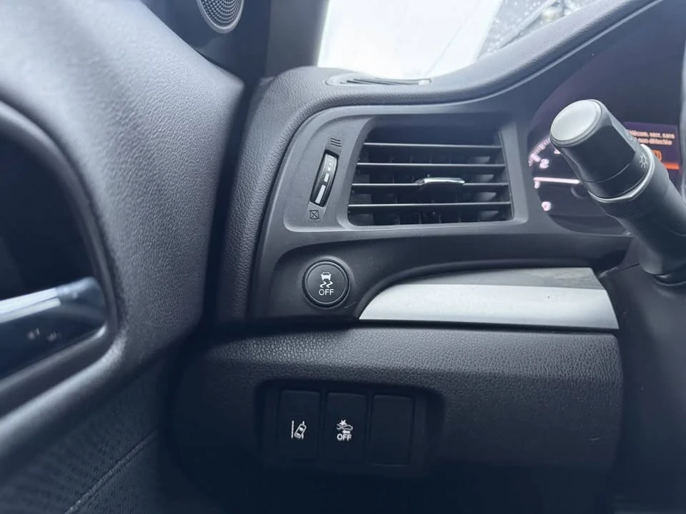 2016 Acura ILX - Image 16 of 20