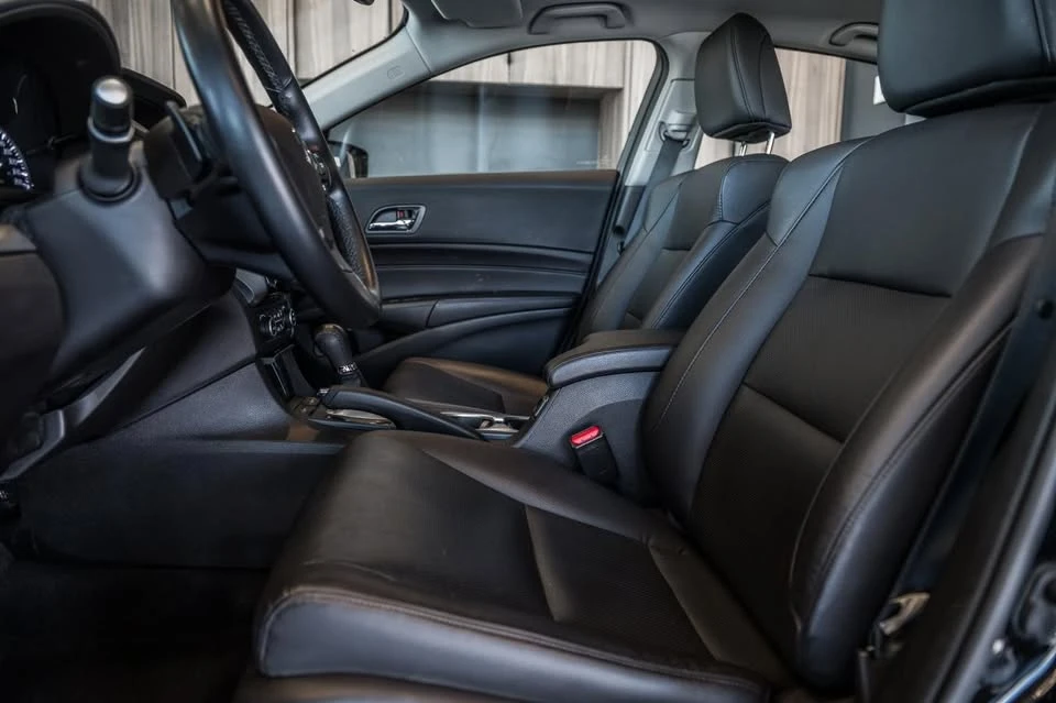 2016 Acura ILX - Image 11 of 20
