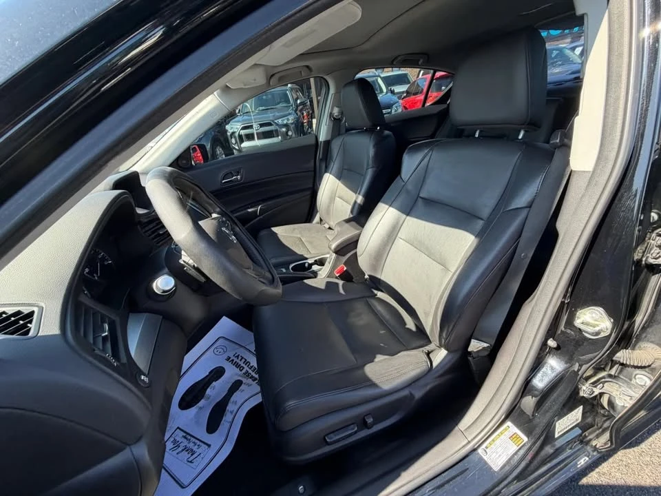2016 Acura ILX - Image 11 of 20