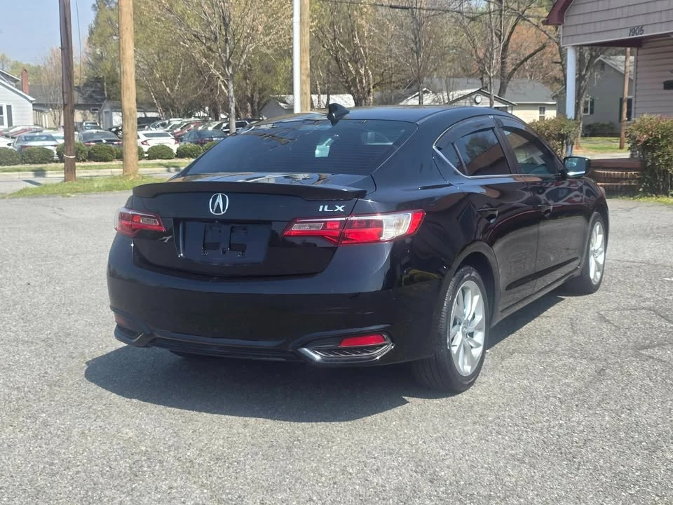 2016 Acura ILX - Image 5 of 20