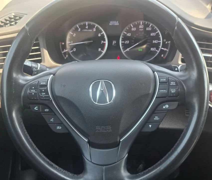 2016 Acura ILX - Image 10 of 20