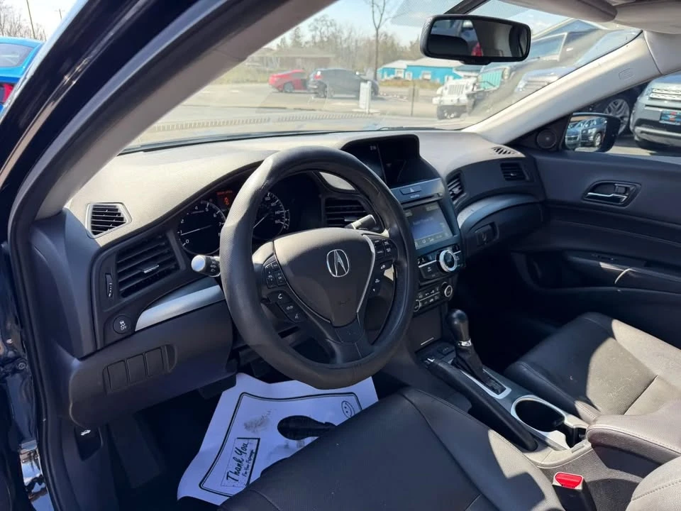 2016 Acura ILX - Image 10 of 20