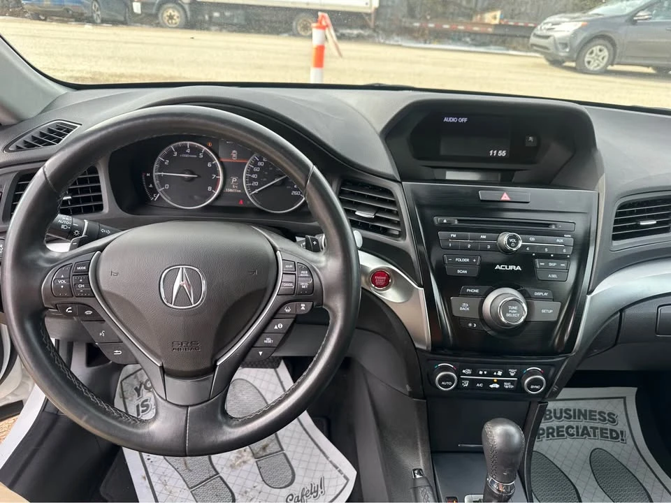 2016 Acura ILX - Image 9 of 15