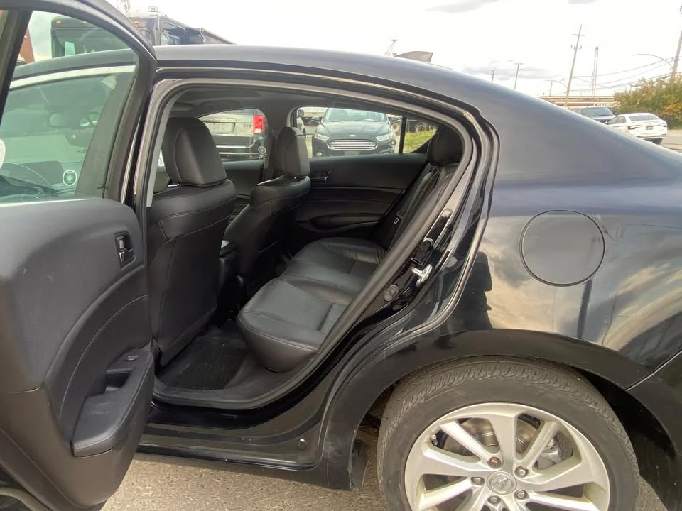 2016 Acura ILX - Image 9 of 20