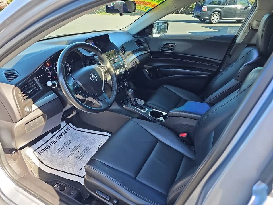 2016 Acura ILX - Image 11 of 20