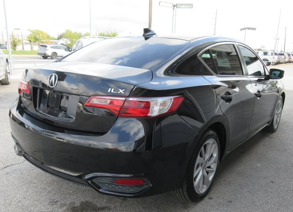 2016 Acura ILX - Image 3 of 9