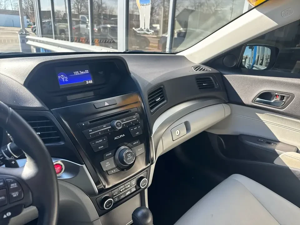 2016 Acura ILX - Image 8 of 11