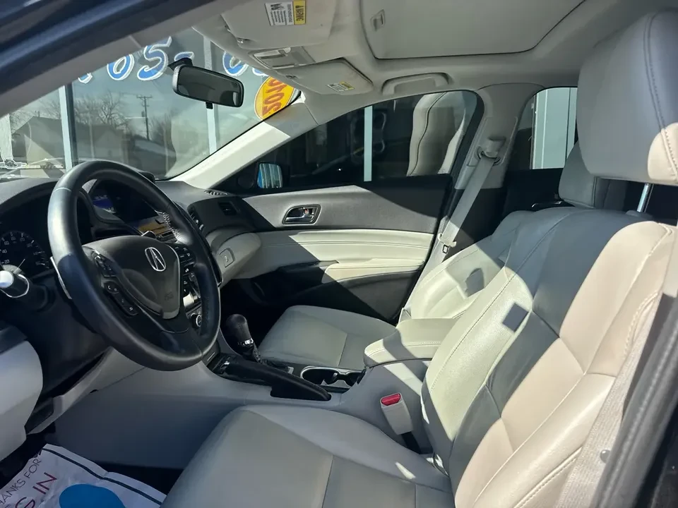 2016 Acura ILX - Image 7 of 11