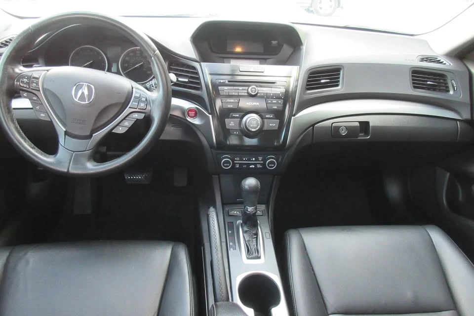 2016 Acura ILX - Image 5 of 9