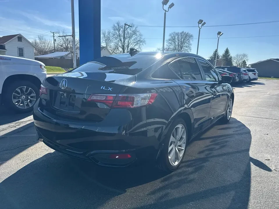 2016 Acura ILX - Image 6 of 11