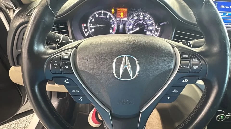 2016 Acura ILX - Image 17 of 20