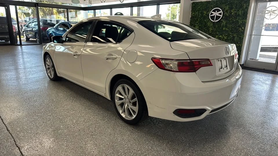 2016 Acura ILX - Image 5 of 20